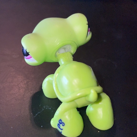 Littlest Pet Shop Blind Bags Turtle (#2607) Pet - Picture 4 of 10
